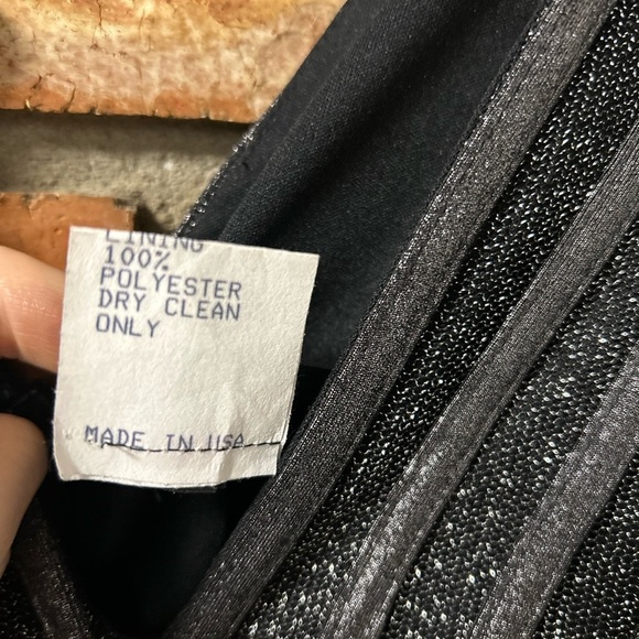 Tadashi Shoji Stunning Black Metallic Striped Bodycon Long Sleeve V-Neck Dress - Picture 9 of 9